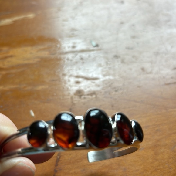 Mine Finds by Jay King Baltic Amber graduated oval cabochon SS cuff bracelet - Picture 4 of 9